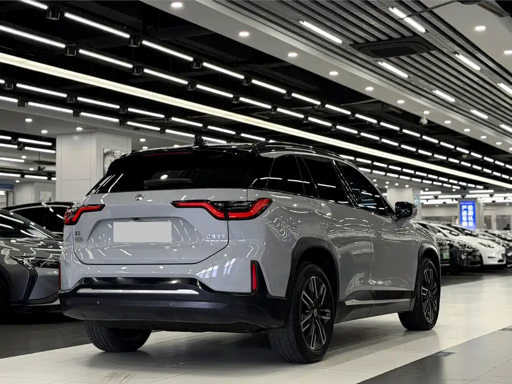 NIO ES6 — миниатюра 6