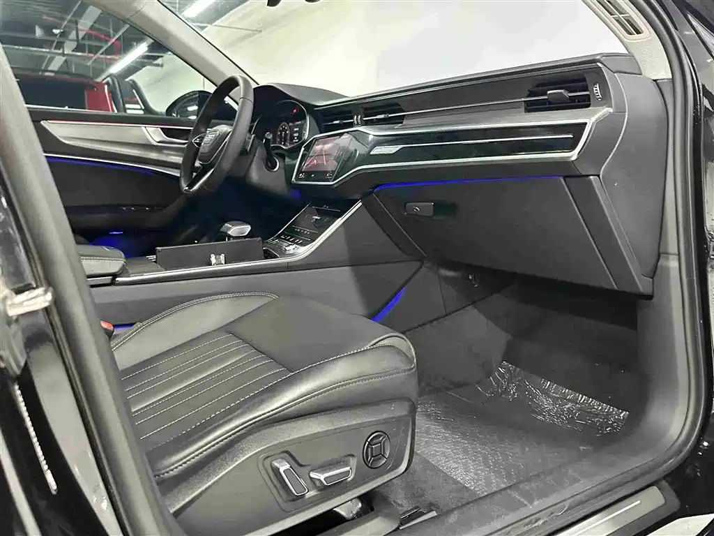 Audi A6L — миниатюра 13