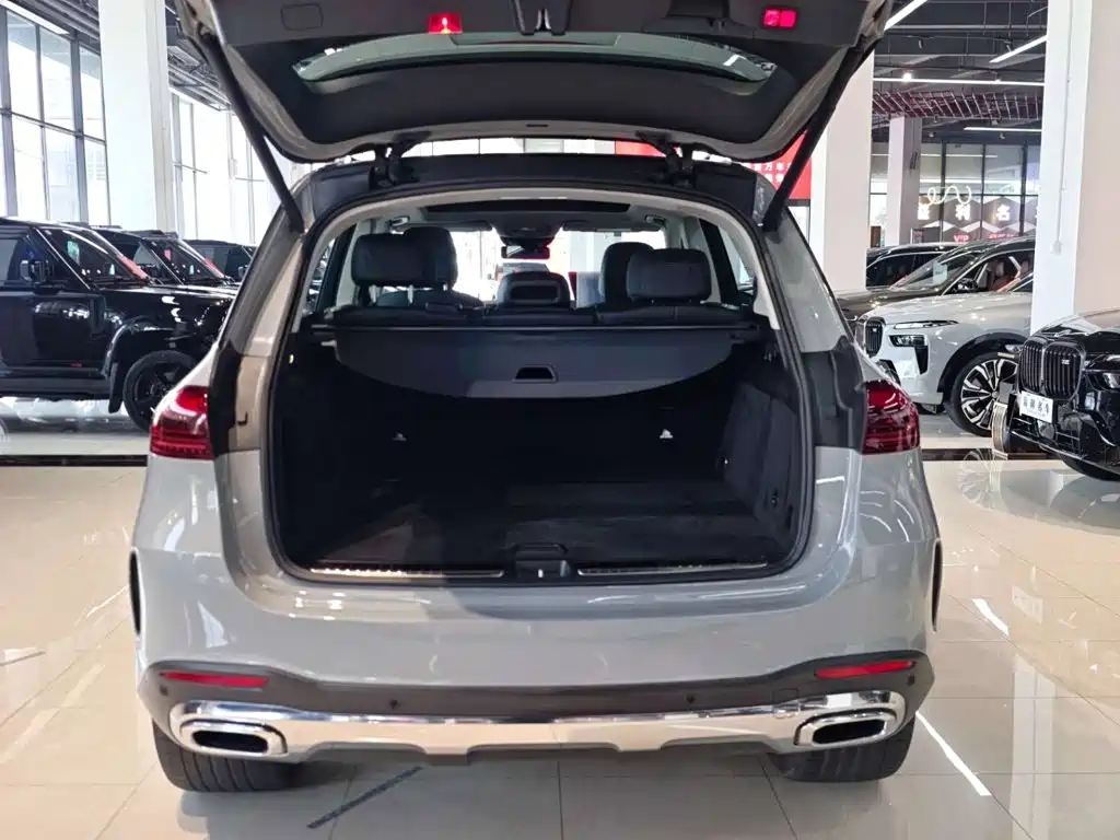 Mercedes-Benz GLE (Import) — миниатюра 23