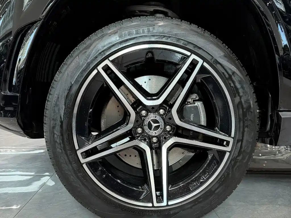 Mercedes-Benz GLS — миниатюра 5