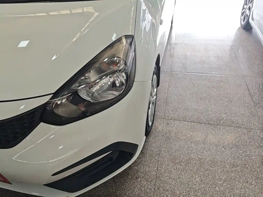 Honda Fit — миниатюра 24