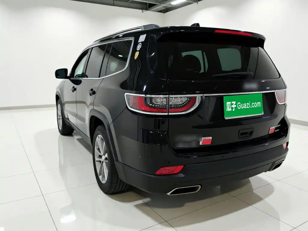 Jeep Grand Commander — миниатюра 4