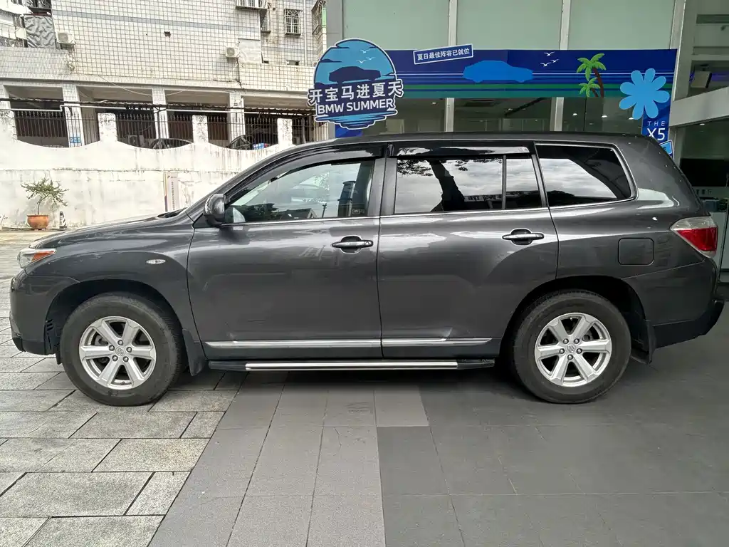 Toyota Highlander — миниатюра 3