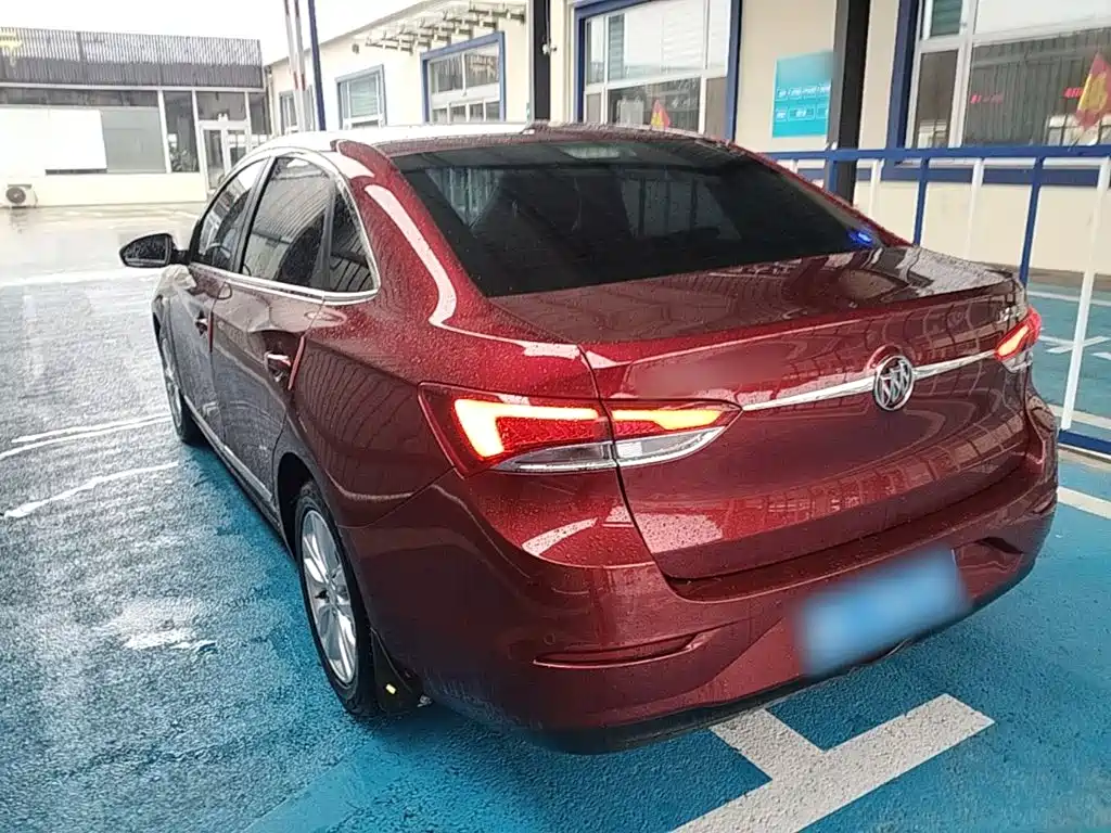 Buick Excelle — миниатюра 5