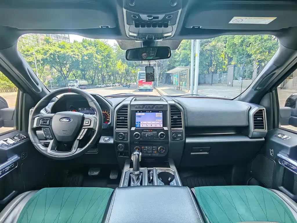 Ford F-150 Raptor — миниатюра 9