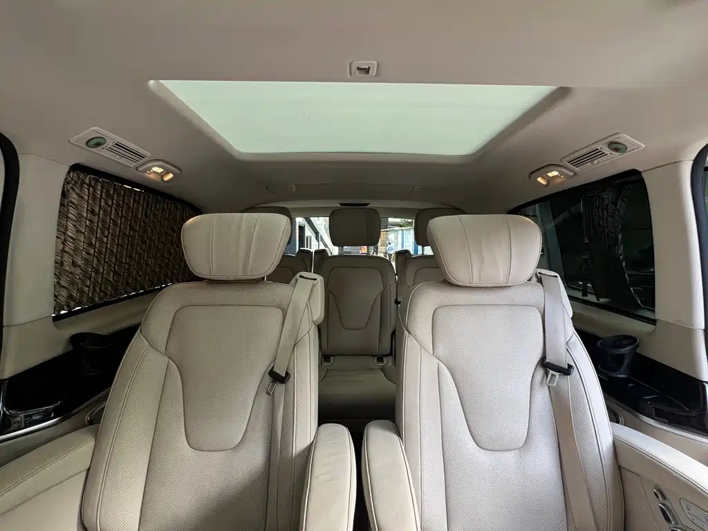 Mercedes-Benz V-Class — миниатюра 7