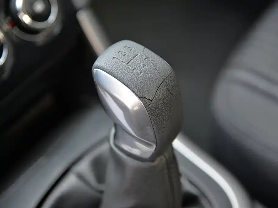 Peugeot 408 — миниатюра 7