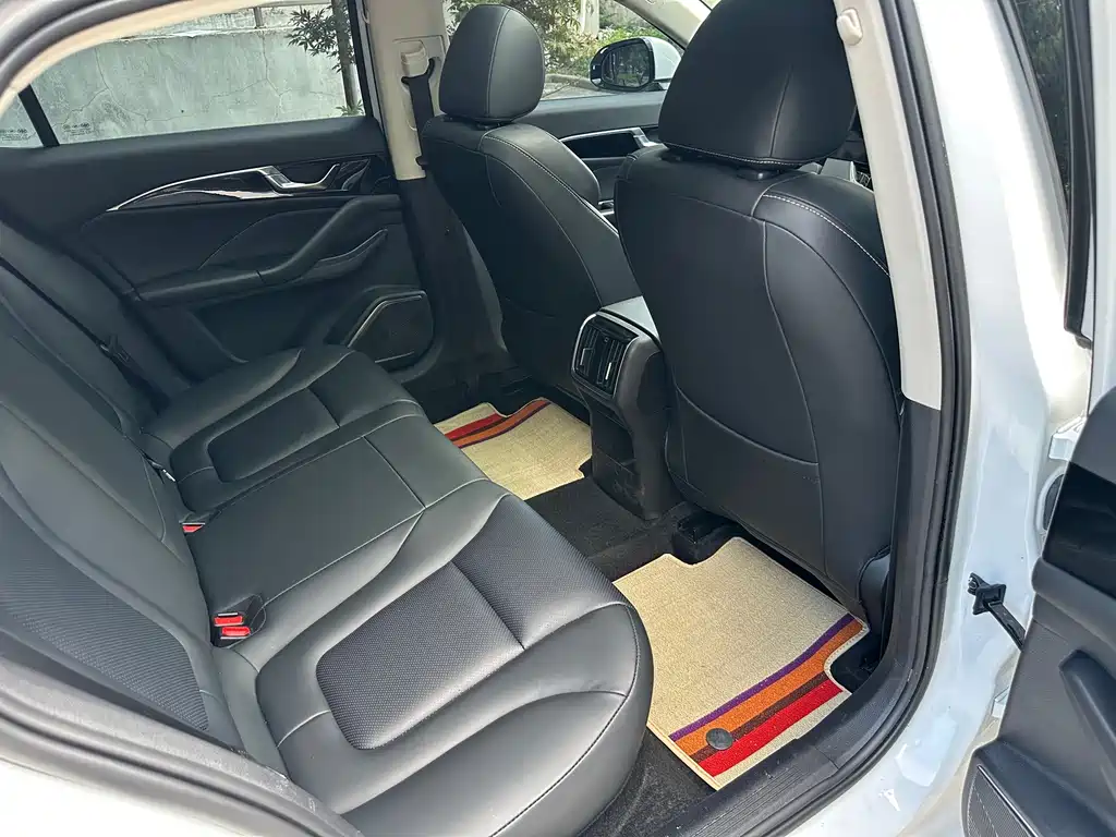 Bestune B70 — миниатюра 9