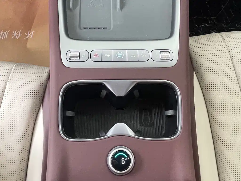 BYD Seal 07 DM-i — миниатюра 9