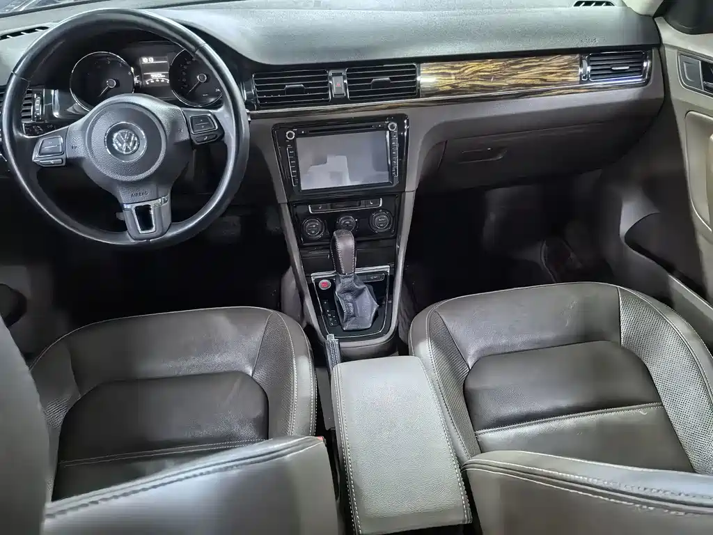 Volkswagen Bora — миниатюра 8