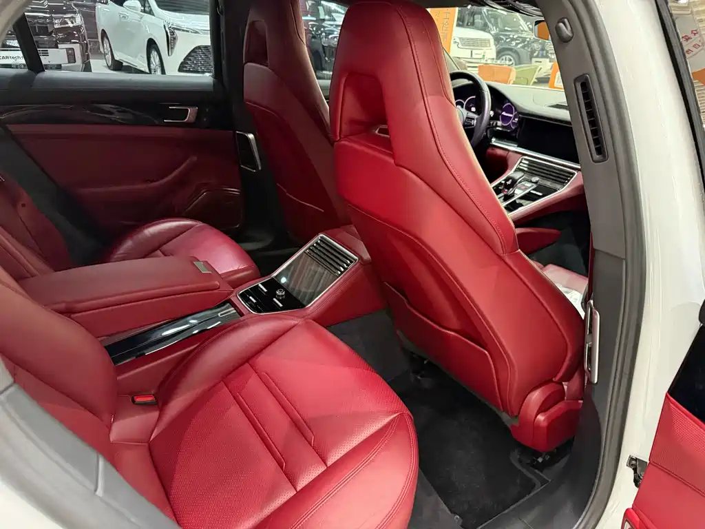Porsche Panamera — миниатюра 7