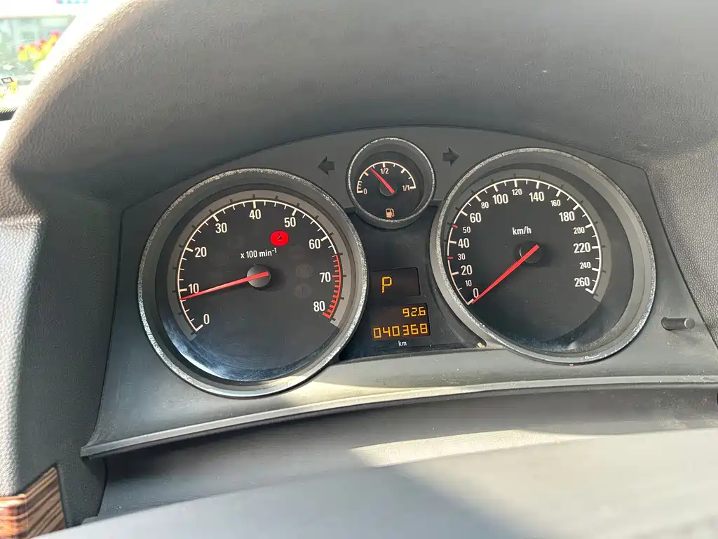 Opel Astra — миниатюра 14