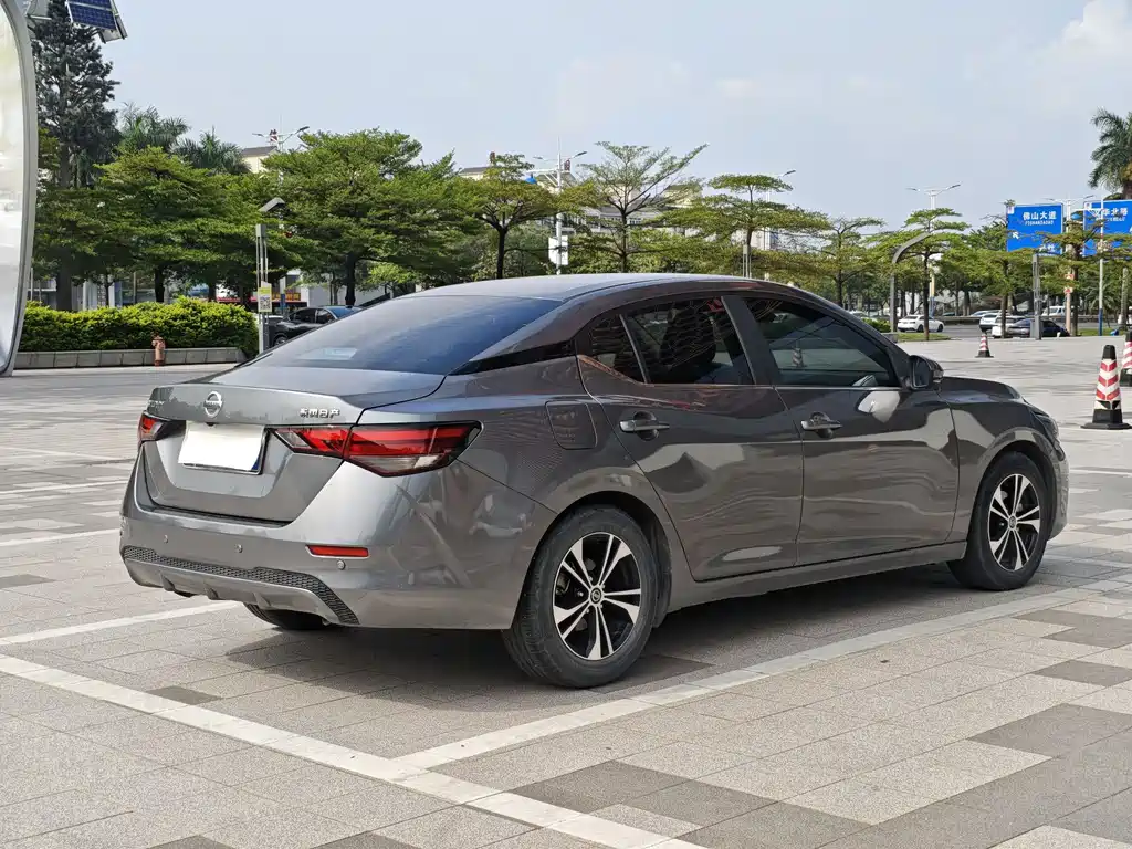 Nissan Sylphy — миниатюра 4