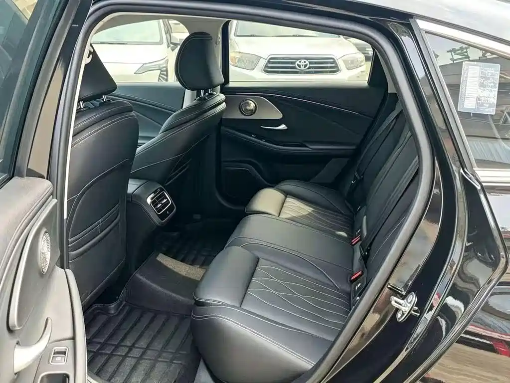 Chery Arrizo 8 — миниатюра 7