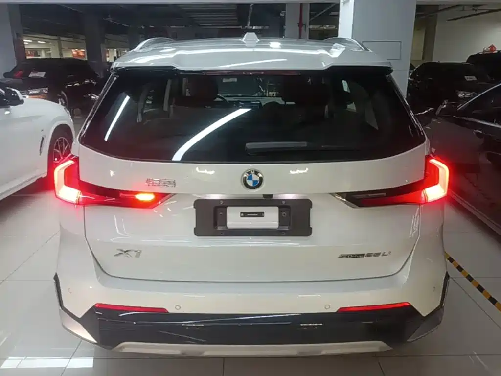 BMW X1 — миниатюра 6