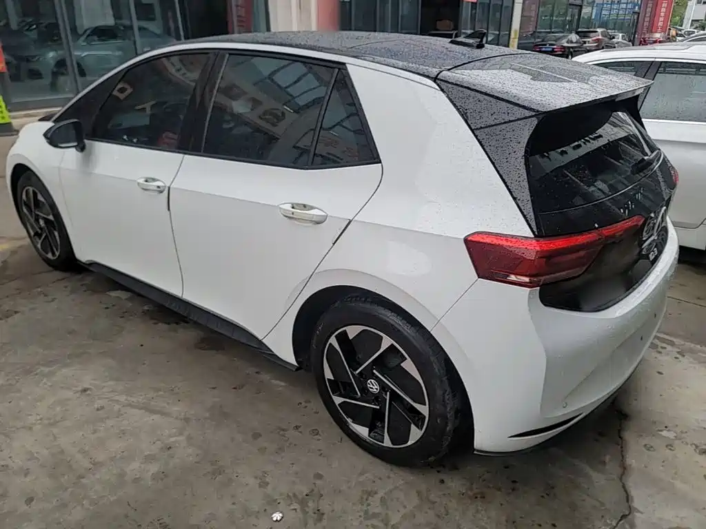 Volkswagen ID.3 — миниатюра 5