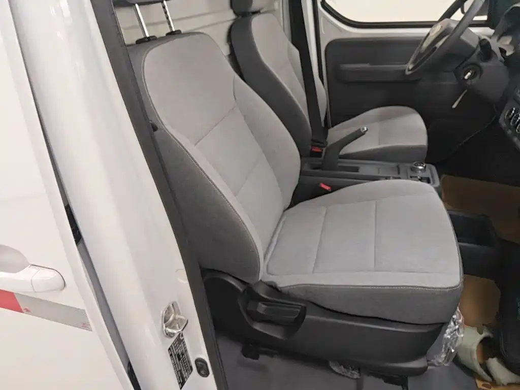 Wuling Yangguang — миниатюра 25