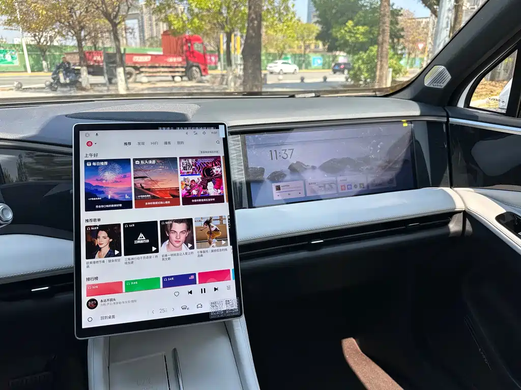 GEELY GALAXY GALAXY L7