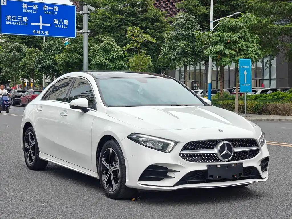 Mercedes-Benz A-Class — миниатюра 3