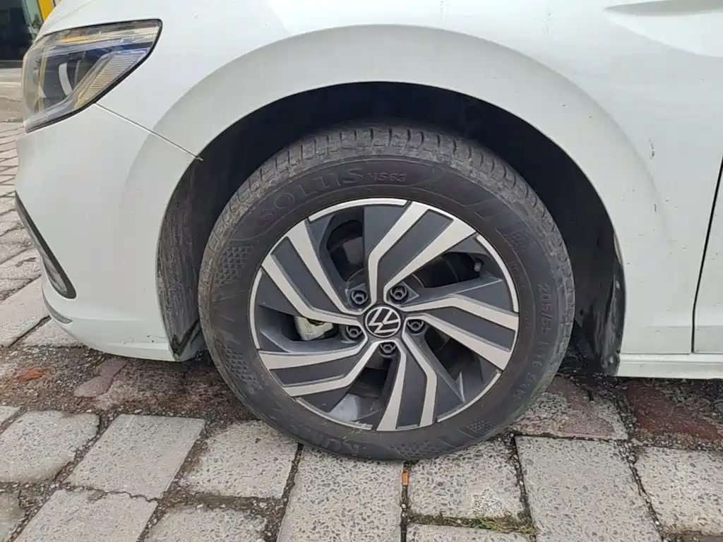 Volkswagen Bora — миниатюра 23