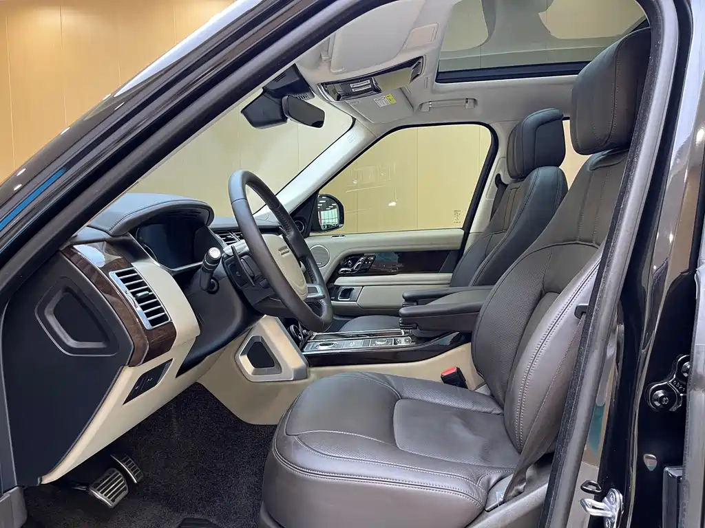 Land Rover Range Rover — миниатюра 4