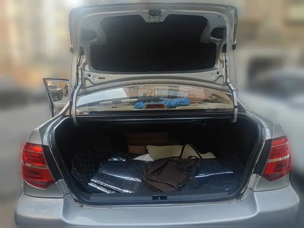 Toyota Corolla — миниатюра 20
