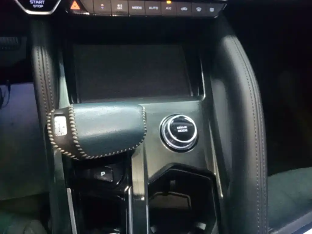 Geely Xingyue L — миниатюра 14