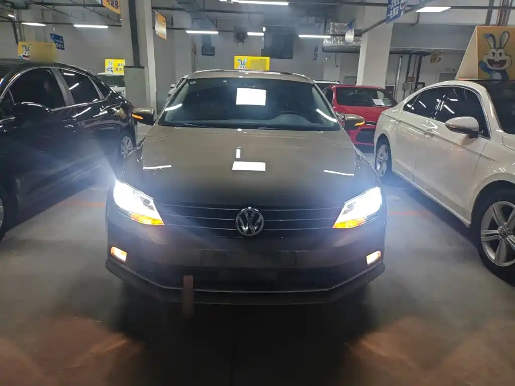 Volkswagen Sagitar — миниатюра 3