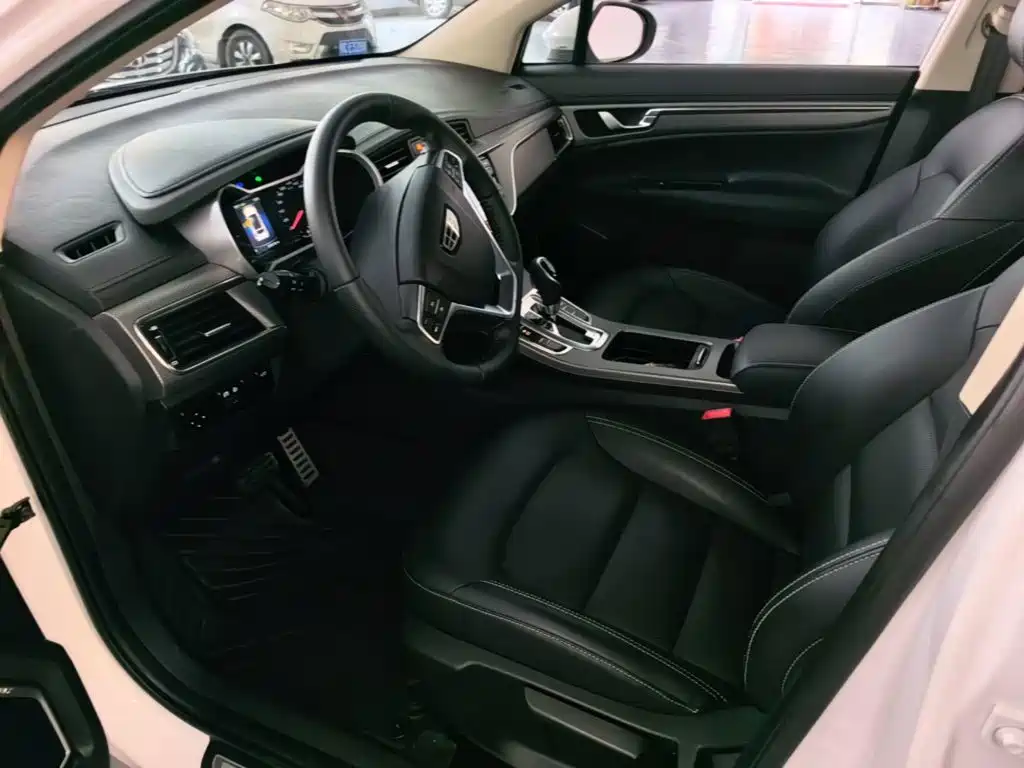 Geely Emgrand GS — миниатюра 15