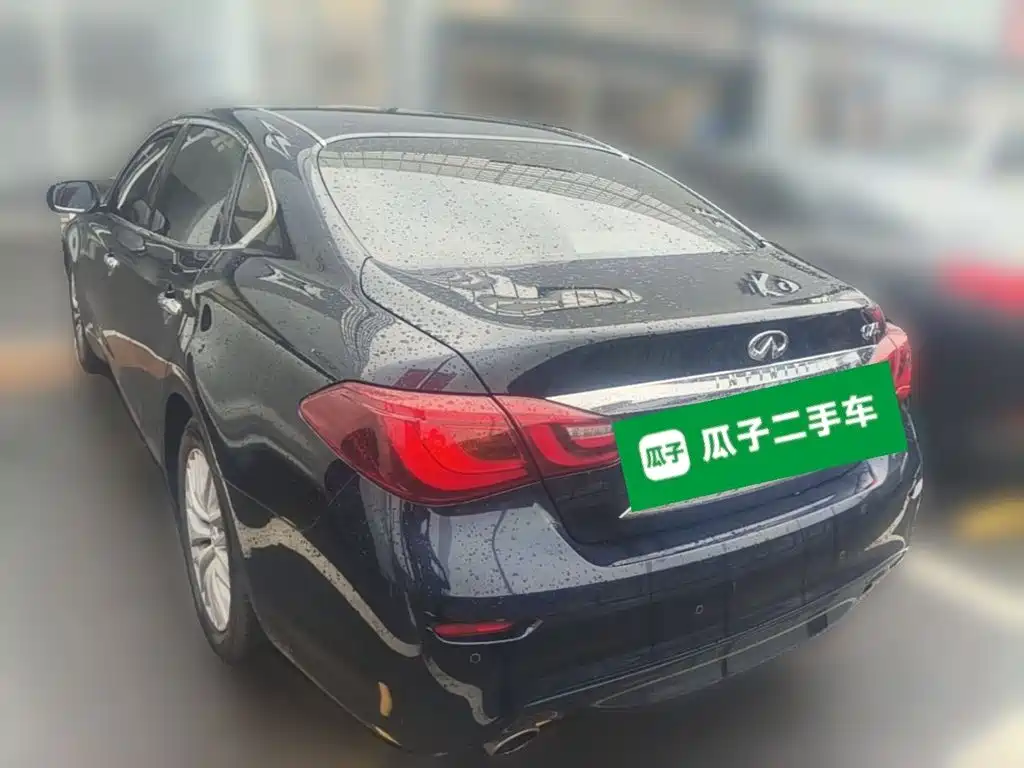 Infiniti Q70 — миниатюра 7