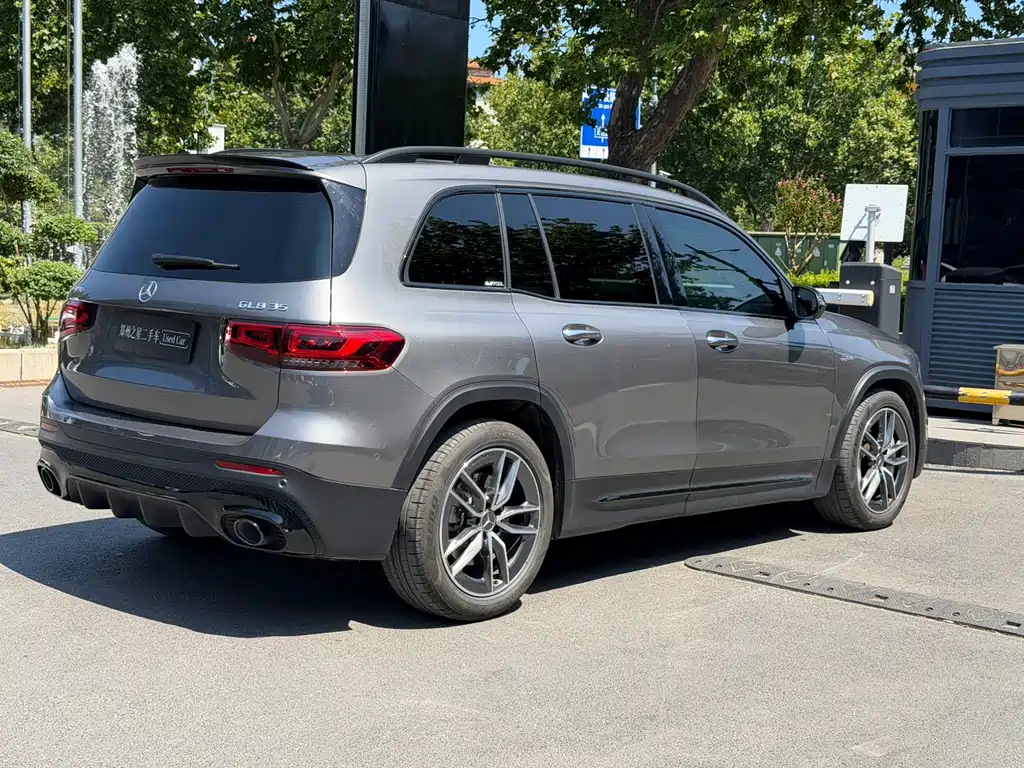 Mercedes-Benz GLB AMG — миниатюра 6