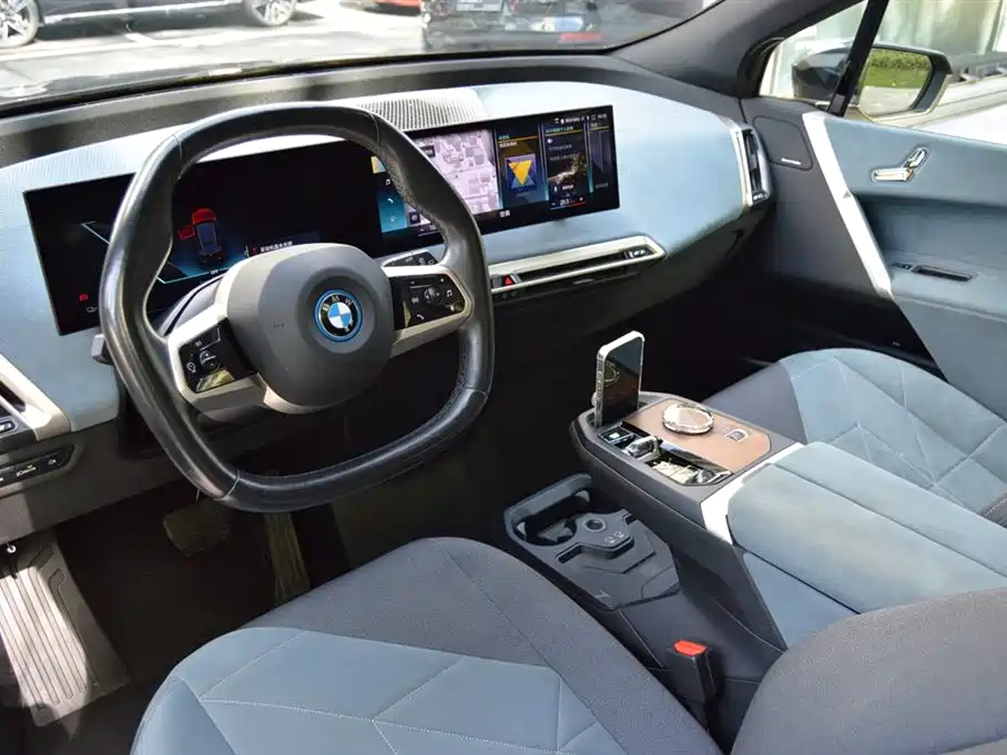 BMW iX 2022 xDrive40