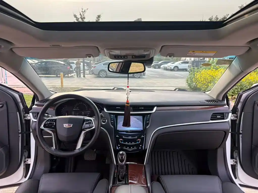 Cadillac XTS — миниатюра 4