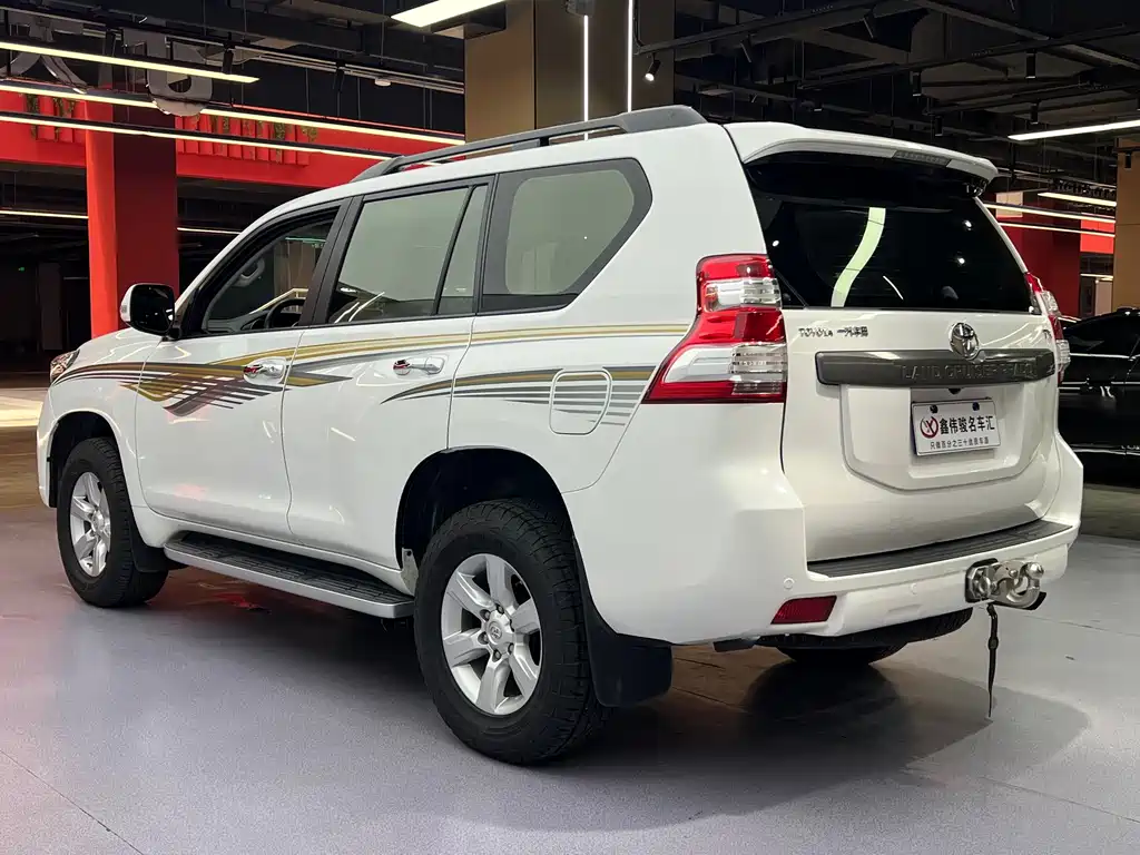 Toyota Prado — миниатюра 18