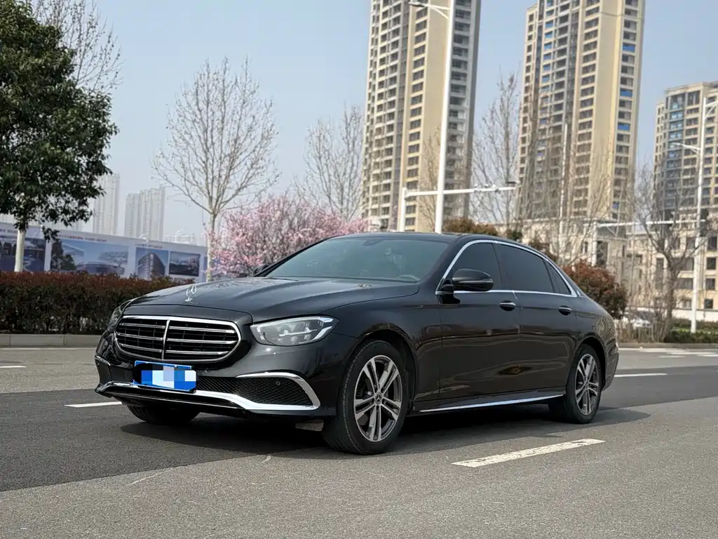 Mercedes-Benz E-Class 2021