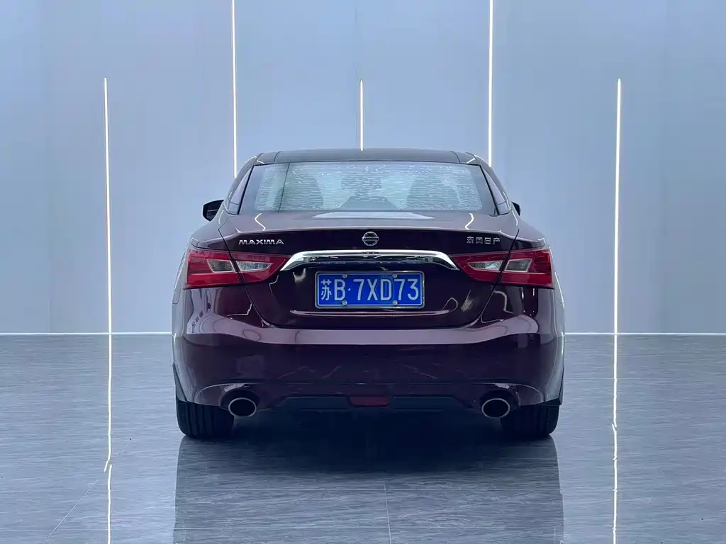Nissan Cima — миниатюра 14