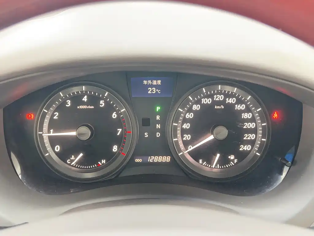 Lexus ES — миниатюра 16