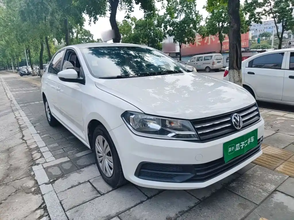Volkswagen Santana — миниатюра 4