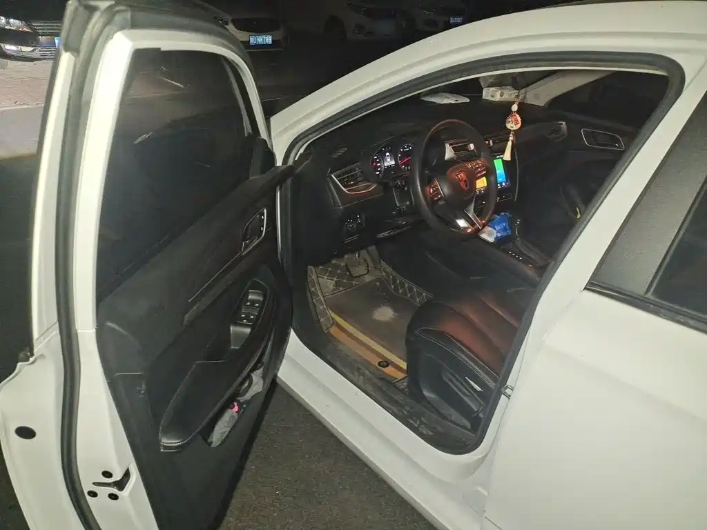 Roewe i5 — миниатюра 12