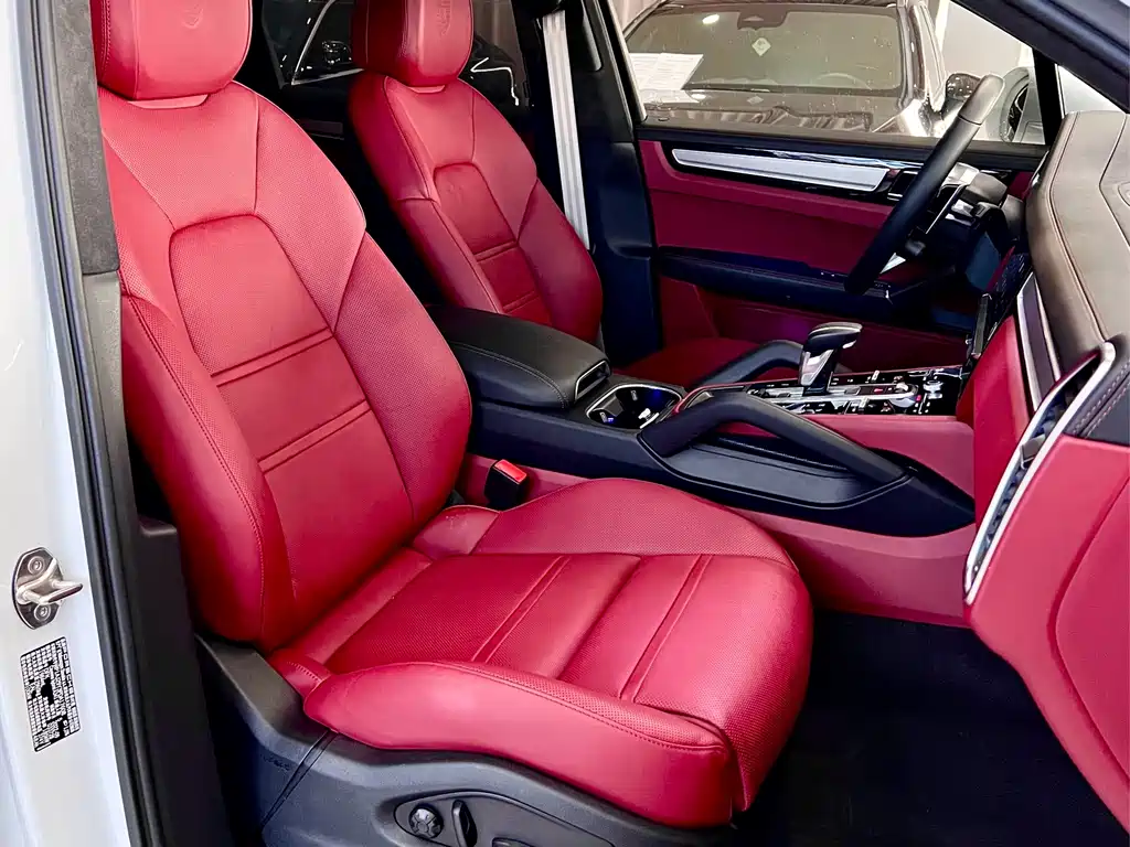 Porsche Cayenne Hybrid — миниатюра 9