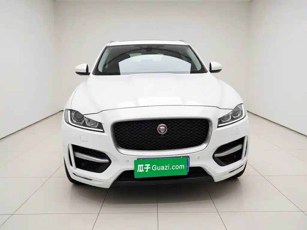 Jaguar F-PACE — миниатюра 23