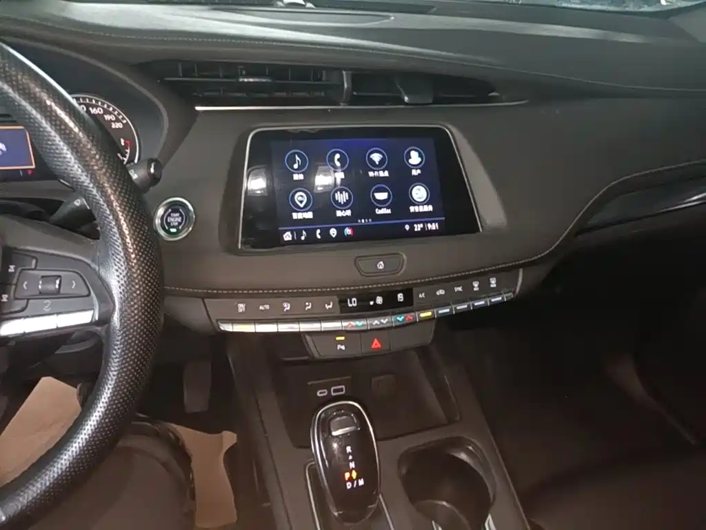 Cadillac XT4 — миниатюра 13
