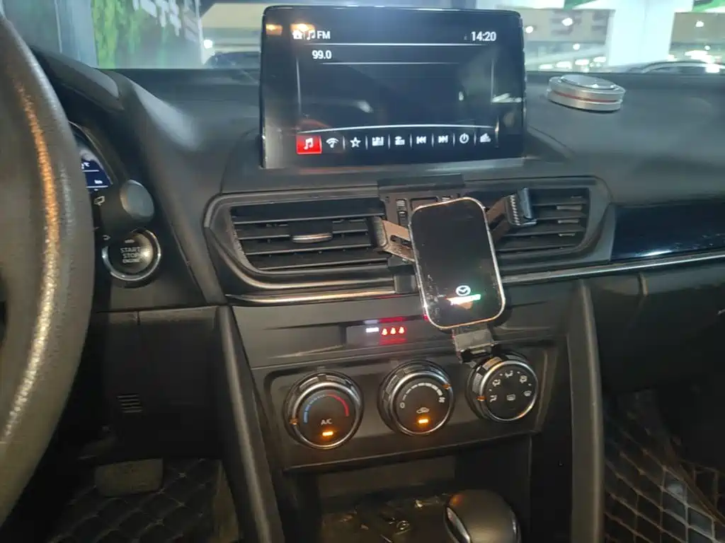 Mazda CX-4 — миниатюра 13