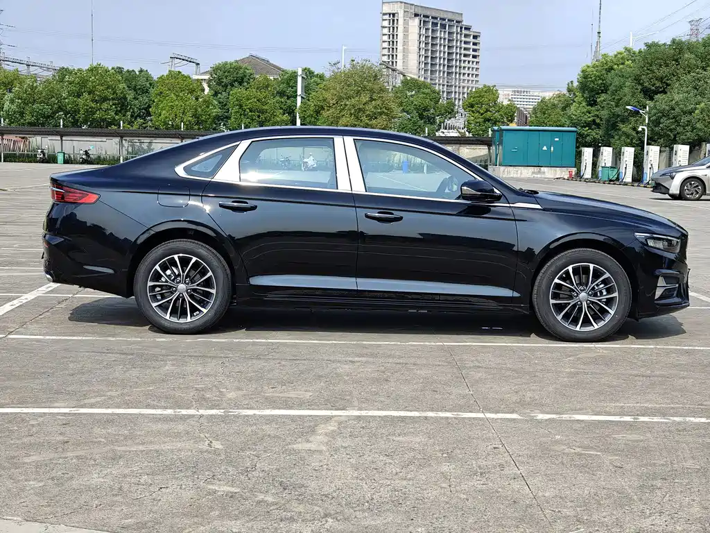Geely Xingrui — миниатюра 6