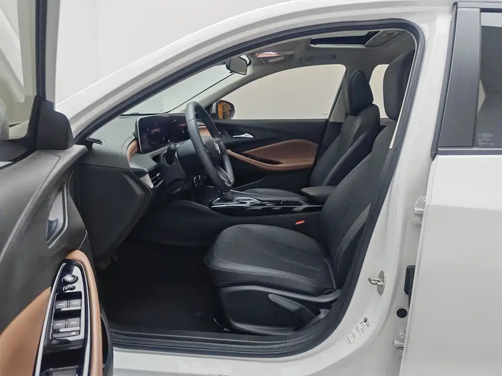 Buick Verano — миниатюра 14