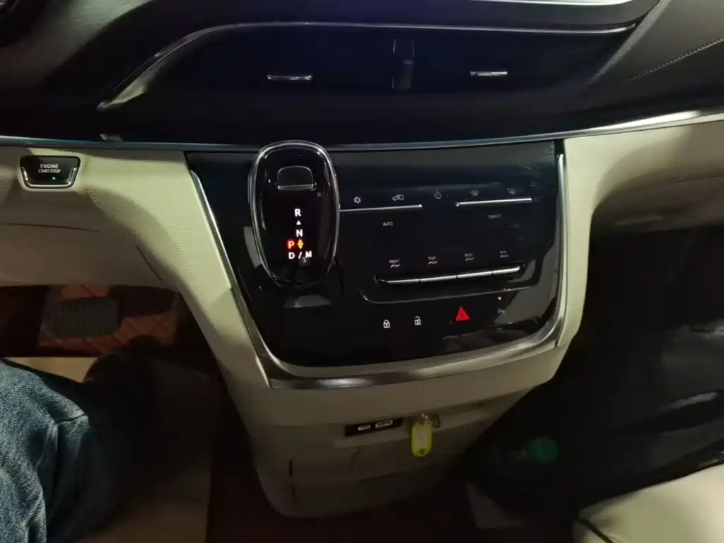 Buick GL8 — миниатюра 14
