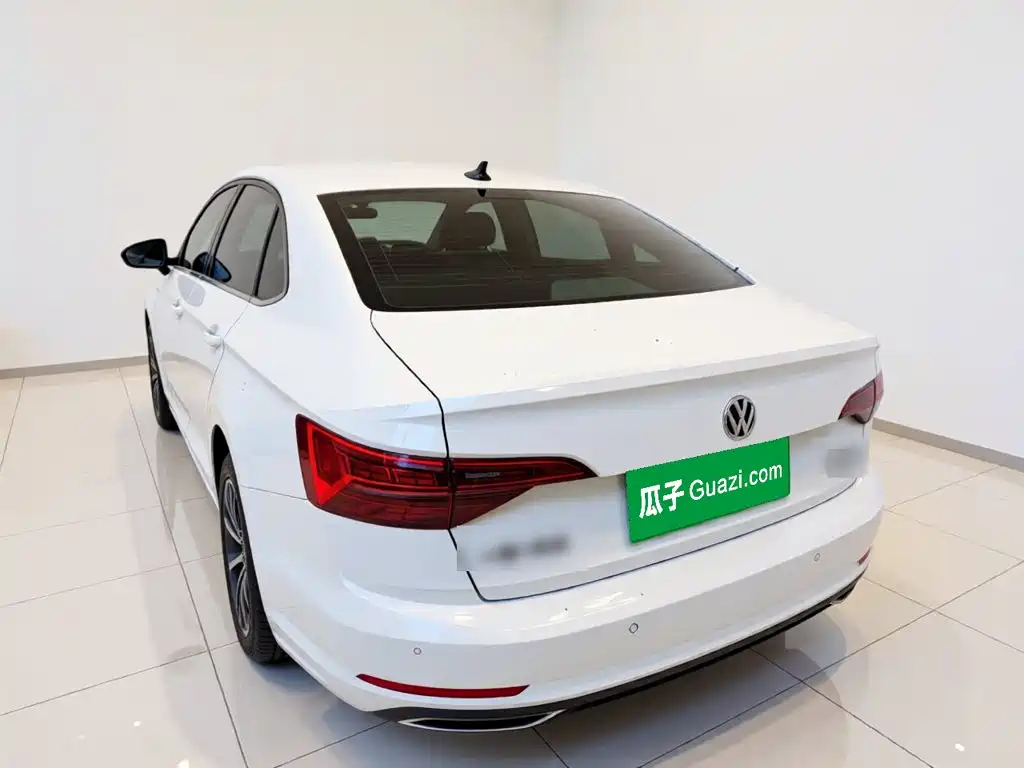 Volkswagen Sagitar — миниатюра 5