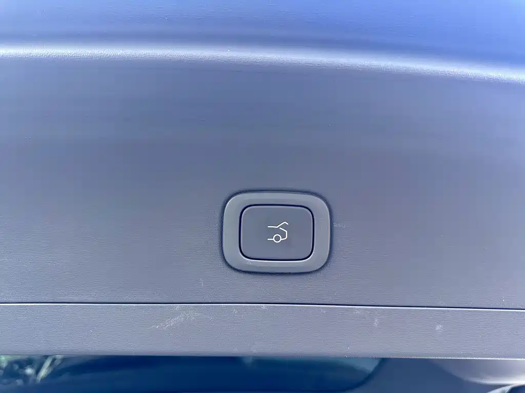 NIO ES8 — миниатюра 7