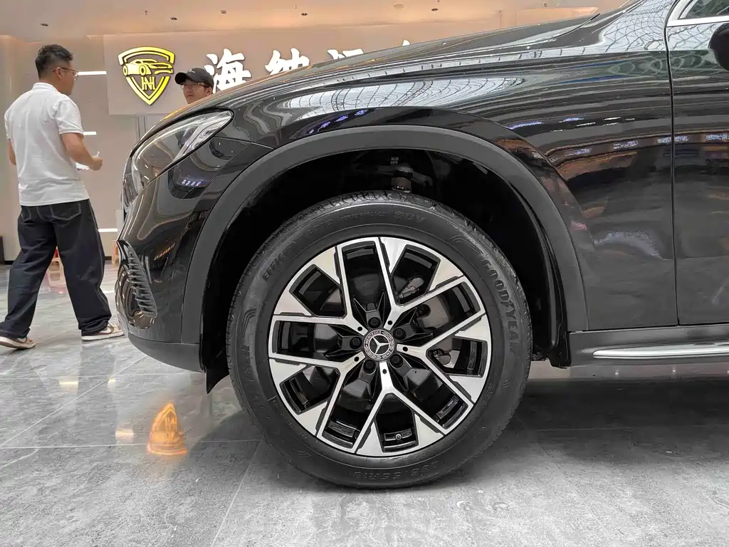 Mercedes-Benz GLC — миниатюра 16