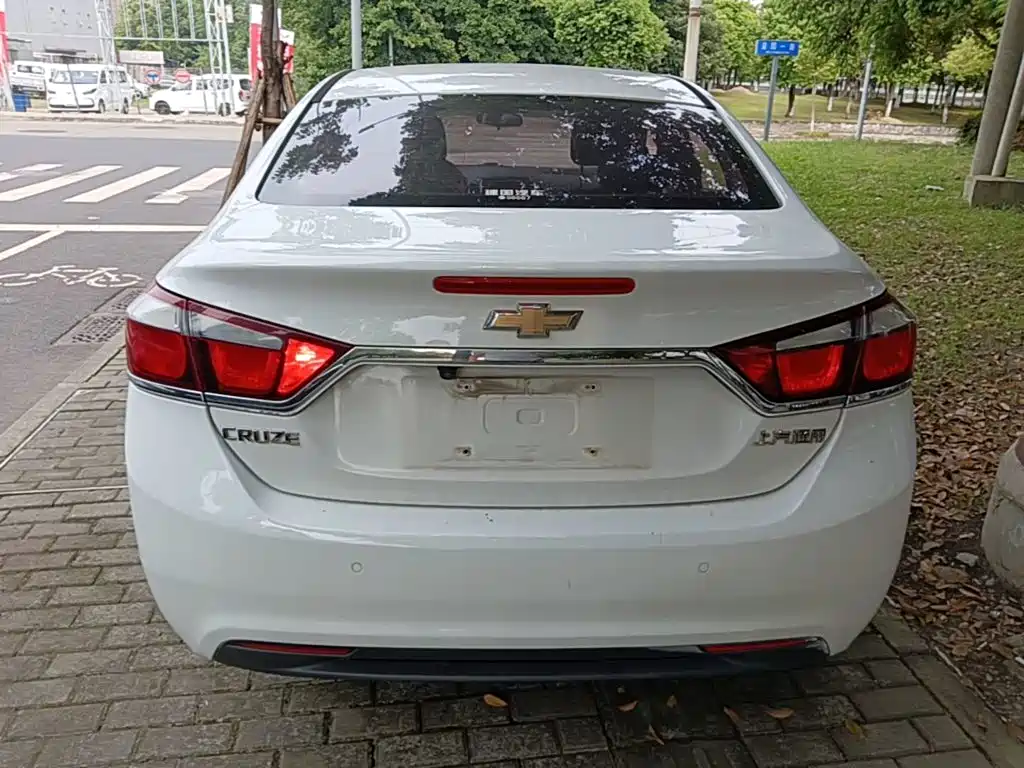 Chevrolet Cruze — миниатюра 6